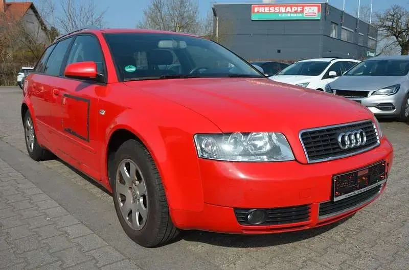 Używany Audi A4 131 KM (96 kW) 2004 Czerwony Kombi
