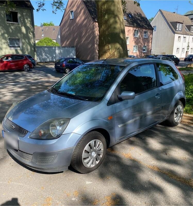 Blau Gebraucht 2006 Ford Fiesta Kleinwagen | 1.150 € (Guter Preis) - Bild 1/4