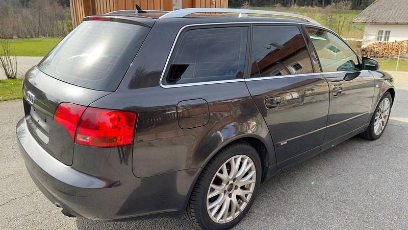 Gebraucht Audi A4 Ambiente 170 PS (125 kW) 2007 Schwarz Kombi