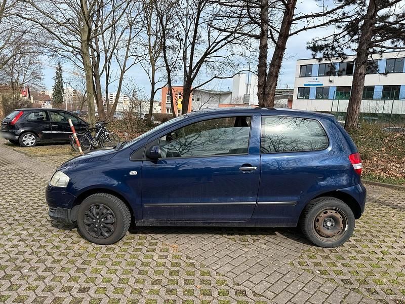Gebraucht VW Fox 55 PS (40 kW) 2007 Blau Kleinwagen