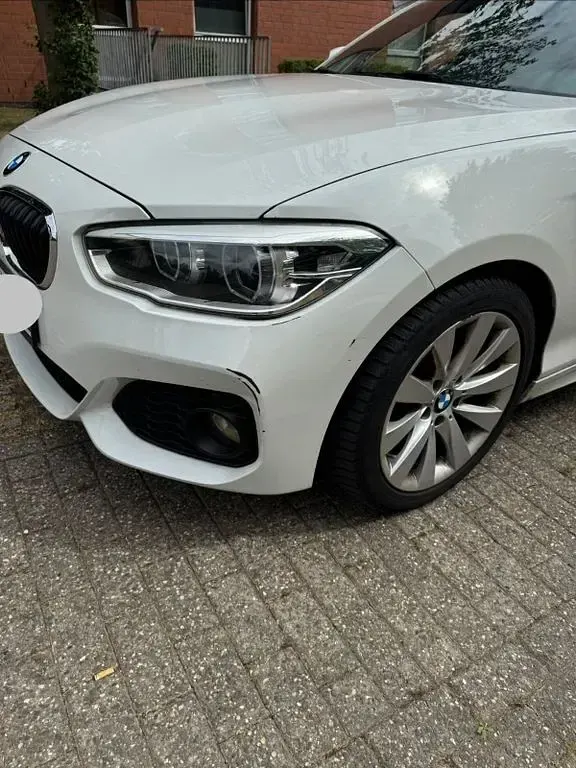 Gebraucht BMW 116 M Sport 109 PS (80 kW) 2016 Weiß Kleinwagen