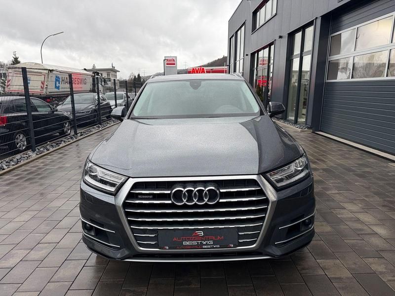 Gebraucht Audi Q7 Ambiente 286 PS (210 kW) 2018 Grau SUV