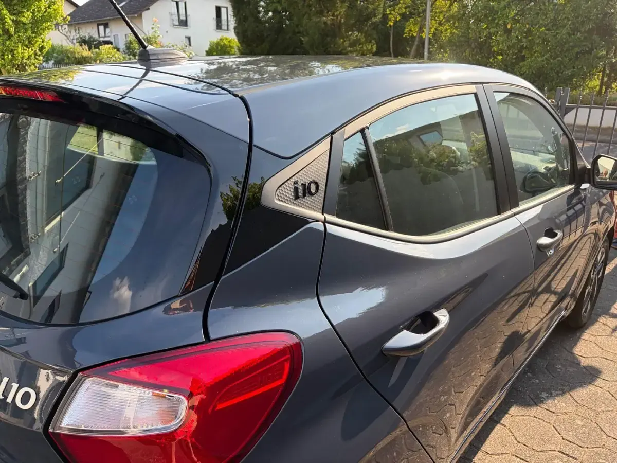 Neu Hyundai i10 Comfort 79 PS (58 kW) 2025 Schwarz Kleinwagen