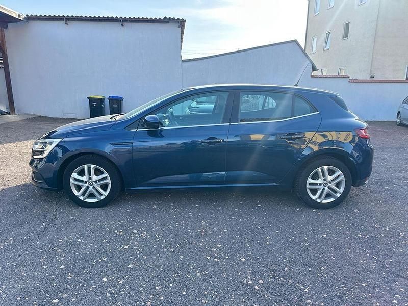 Gebraucht Renault Mégane IV Experience 101 PS (74 kW) 2016 Blau Limousine