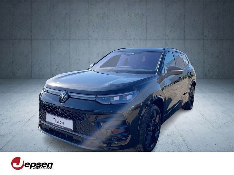 Grenadillschwarz metallic Neu 2025 VW Tayron R-line SUV | 65.970 € (Teuer) - Bild 1/4