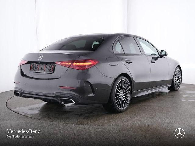 Grau Gebraucht 2024 Mercedes C180 Advanced Limousine | 40.990 € (Etwas zu teuer) - Bild 1/4