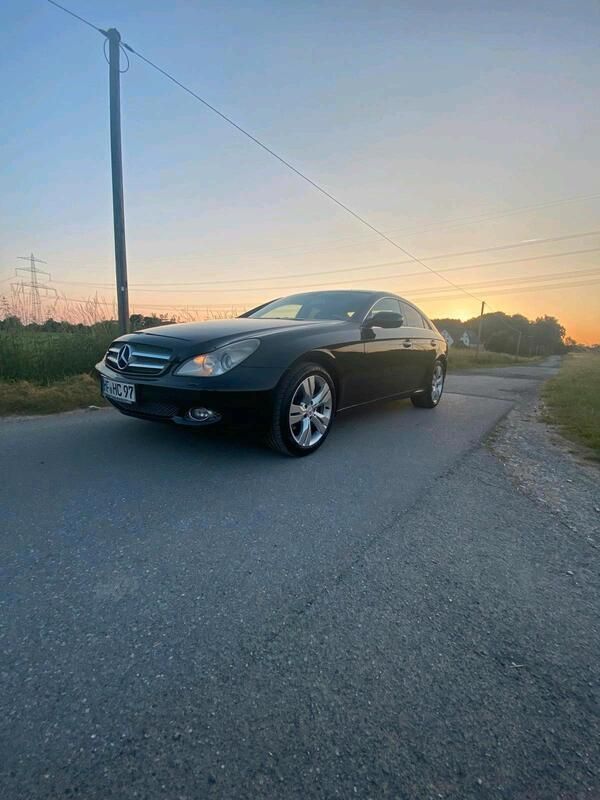 Schwarz Gebraucht 2008 Mercedes CLS320 Limousine | 7.999 € (Guter Preis) - Bild 1/4