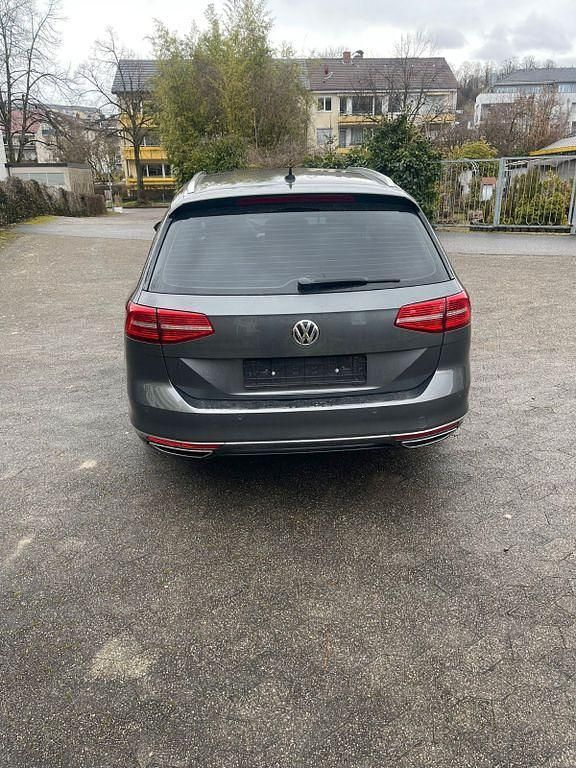 Gebraucht VW Passat Highline 239 PS (175 kW) 2015 Grau Kombi