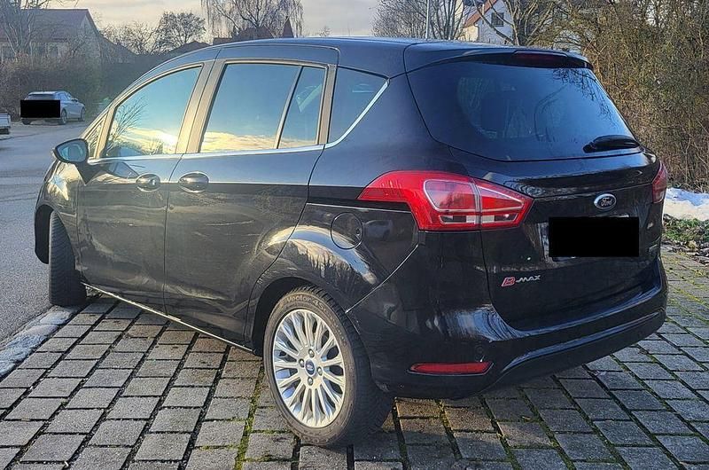 Second-hand Ford B-MAX Titanium 101 CP (74 kW) 2013 Negru Monovolum