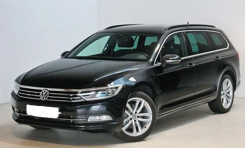 Schwarz Gebraucht 2018 VW Passat Comfortline Kombi | 13.100 € (Superpreis) - Bild 1/4
