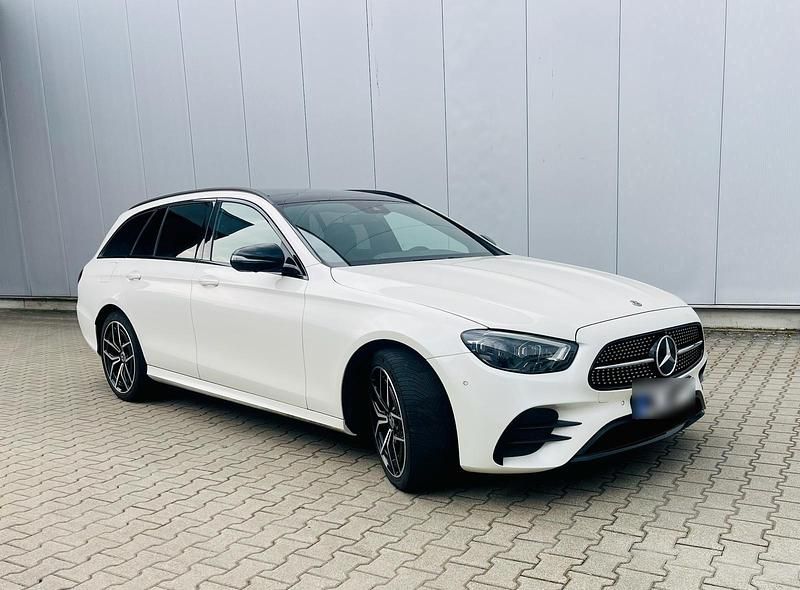 Gebraucht Mercedes E300 AMG 258 PS (189 kW) 2020 Weiß Kombi