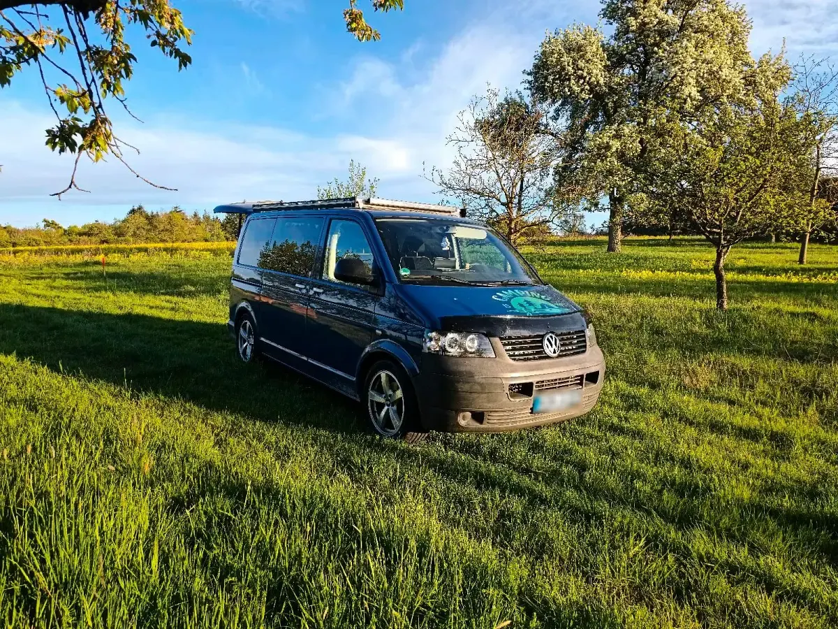 Second-hand VW Caravelle 131 CP (96 kW) 2009 Albastru Van
