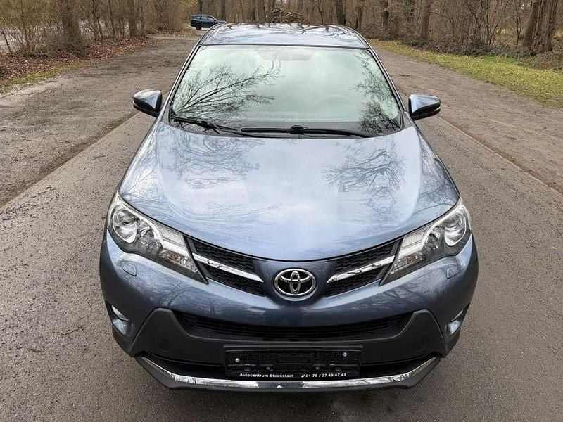 Gebraucht Toyota RAV4 150 PS (110 kW) 2014 Blau SUV