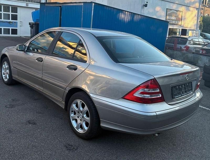 Gebraucht Mercedes C280 231 PS (169 kW) 2005 Silber Limousine