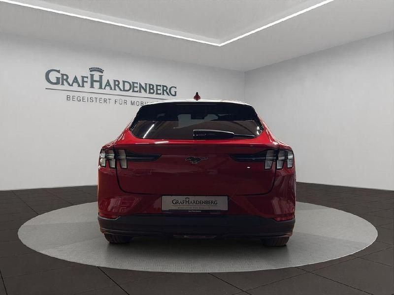 Gebraucht Ford Mustang Mach-E Basis 197 kW (269 PS) 2021 Rot SUV