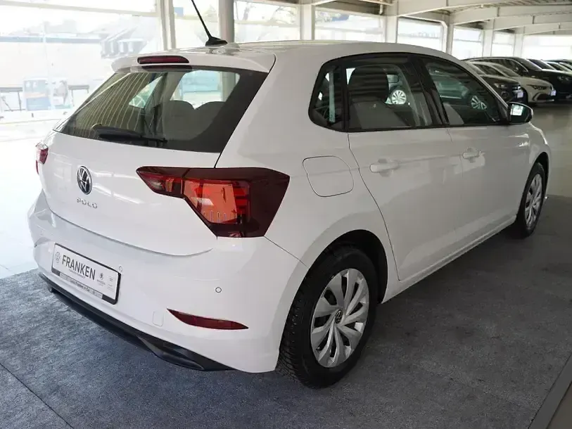 Gebraucht VW Polo Life 80 PS (58 kW) 2023 Pure white Kleinwagen