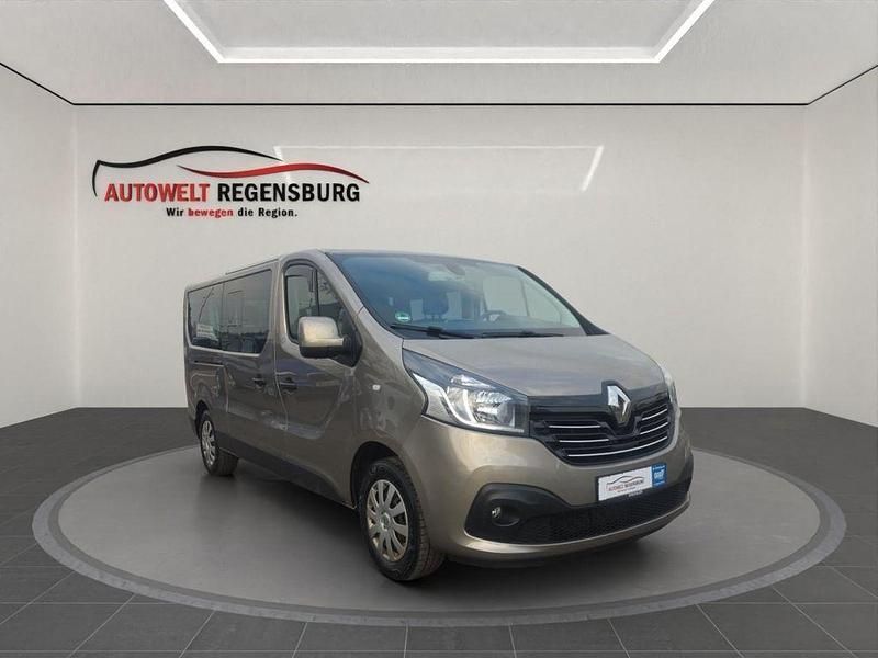 Stone (gold) Gebraucht 2016 Renault Trafic Van / Kleinbus | 14.990 € (Fairer Preis) - Bild 1/4