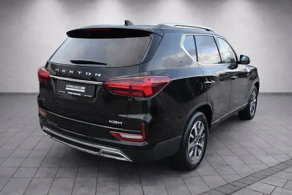 Neu KGM Rexton 201 PS (147 kW) 2026 Schwarz SUV