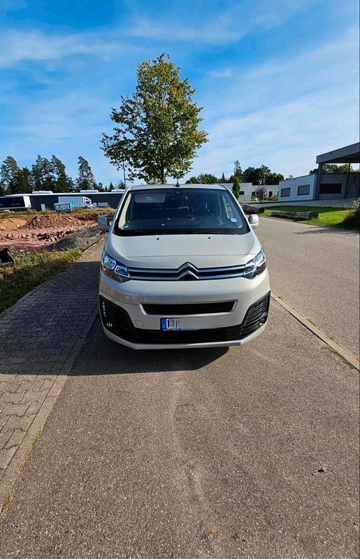 Beige Gebraucht 2019 Citroën Spacetourer Van | 26.000 € (Superpreis) - Bild 1/4