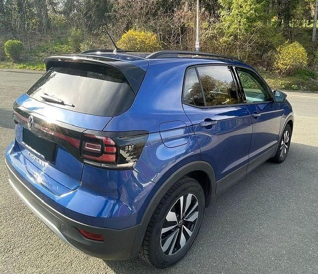 Gebraucht VW T-Cross Move 95 PS (69 kW) 2023 Blau SUV