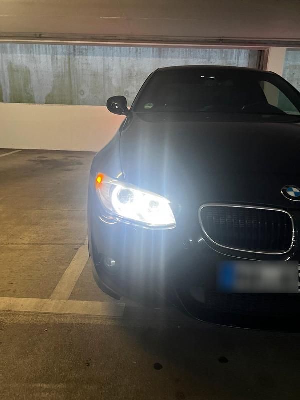 Gebraucht BMW 320 Shadowline 185 PS (136 kW) 2011 Schwarz Coupé