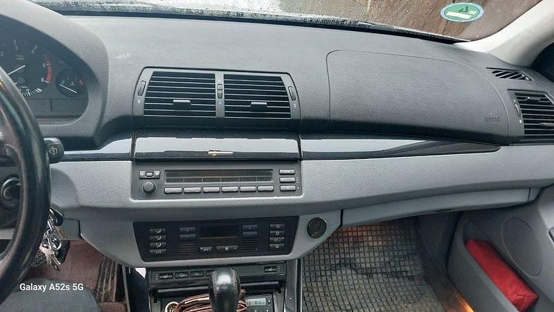Gebraucht BMW X5 184 PS (135 kW) 2001 Silber SUV