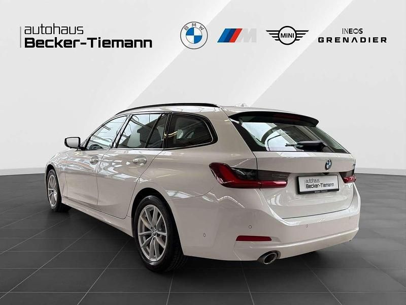 Gebraucht BMW 318 Comfort Edition 156 PS (114 kW) 2025 Weiß Kombi