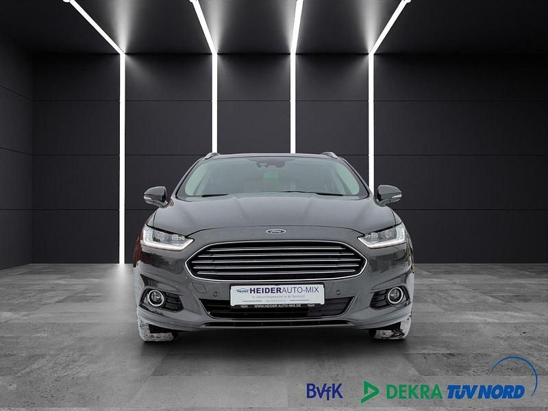 Gebraucht Ford Mondeo Titanium 179 PS (131 kW) 2018 Grau Kombi