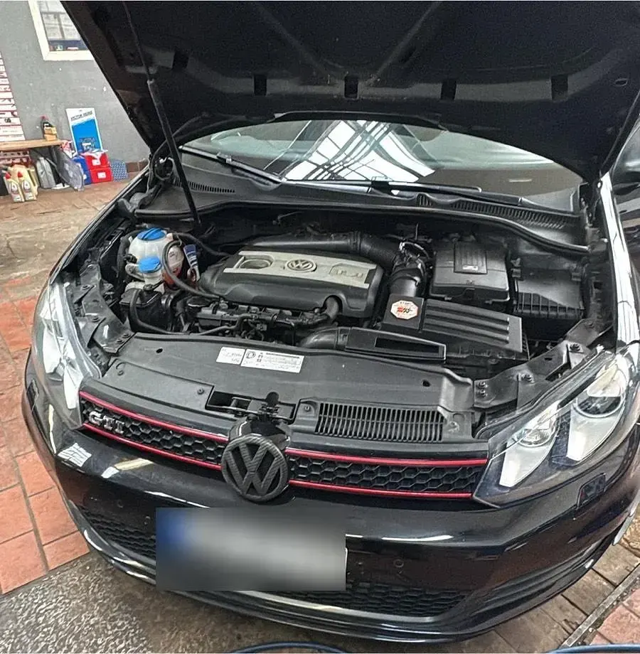 Gebraucht VW Golf GTI 275 PS (202 kW) 2011 Schwarz Coupé