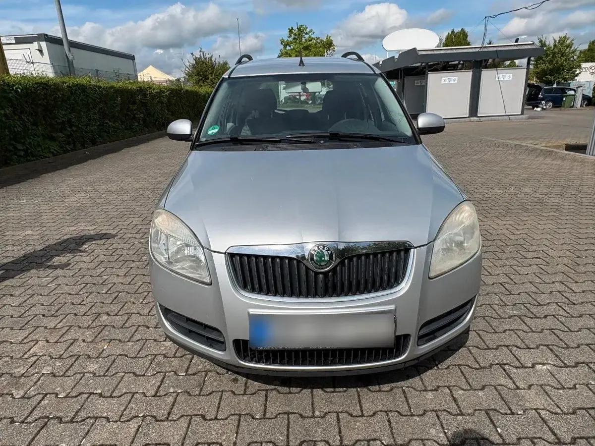Używany Skoda Roomster 86 KM (63 kW) 2007 Srebrny Minivan