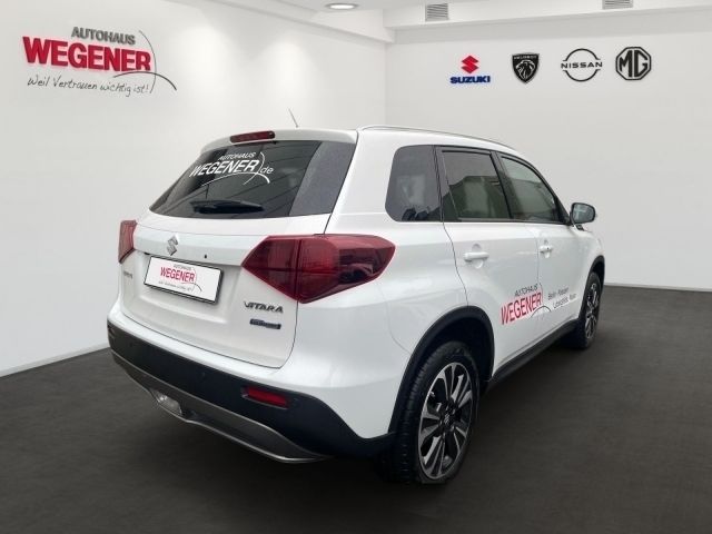 Gebraucht Suzuki Vitara Comfort+ 129 PS (94 kW) 2023 Cool white pearl metallic SUV