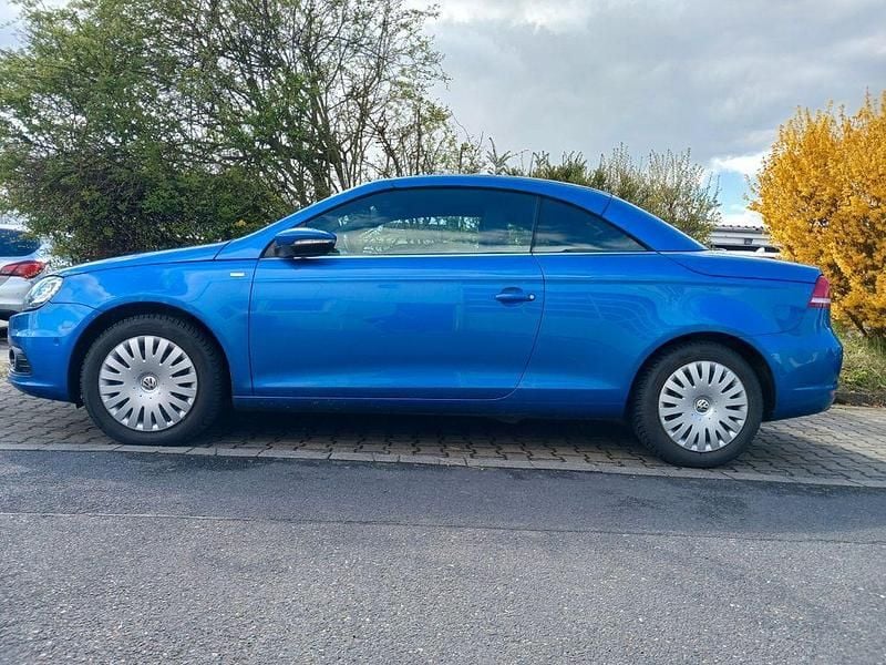 Gebraucht VW Eos Cup 211 PS (155 kW) 2014 Blau Cabrio