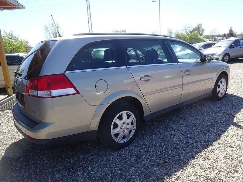Gebraucht Opel Vectra Edition 155 PS (114 kW) 2007 Grau Limousine