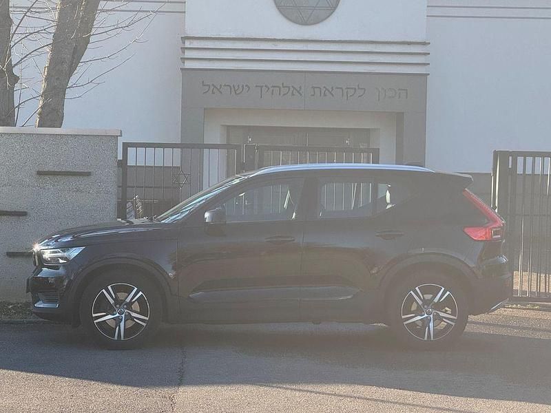 Gebraucht Volvo XC40 Momentum 190 PS (139 kW) 2018 Black stone SUV