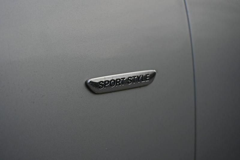 Gebraucht Mercedes E300 Style 245 PS (180 kW) 2020 Silber Limousine