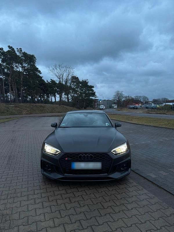 Gebraucht Audi RS5 571 PS (419 kW) 2019 Grau Limousine