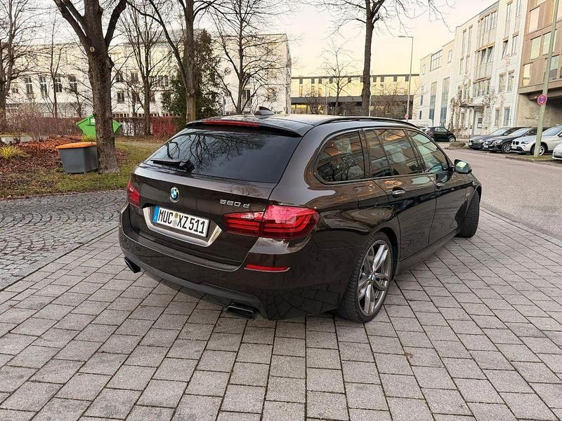 Gebraucht BMW M550 Performance 381 PS (280 kW) 2015 Braun Limousine