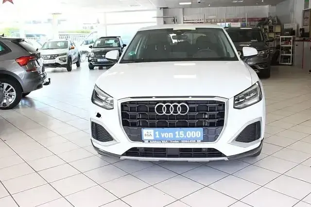 Gebraucht Audi Q2 Advanced 150 PS (110 kW) 2023 Weiß SUV