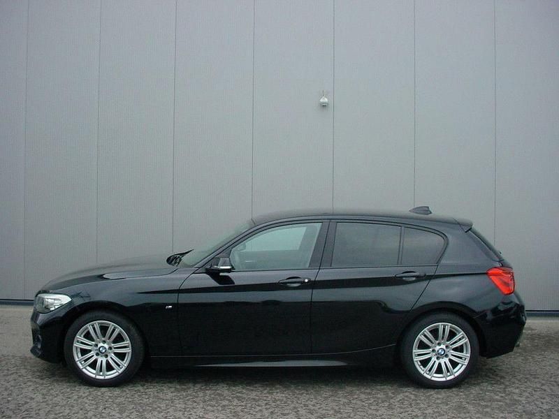 Gebraucht BMW 116 Shadowline 109 PS (80 kW) 2017 Schwarz Kleinwagen