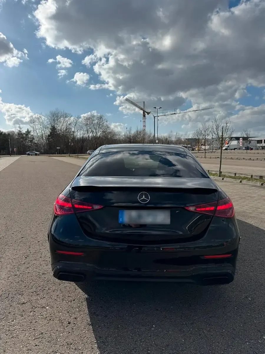 Gebraucht Mercedes C200 AMG line 204 PS (150 kW) 2024 Schwarz Limousine