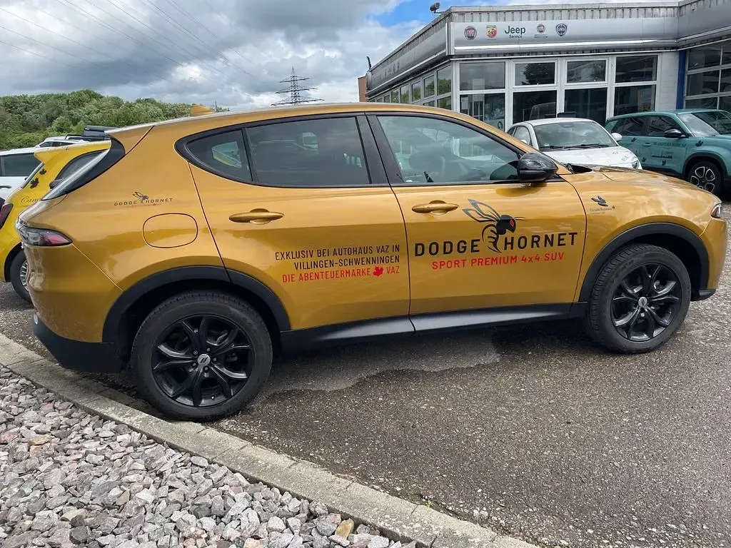 Gebraucht Dodge Hornet 272 PS (200 kW) 2024 Gold SUV