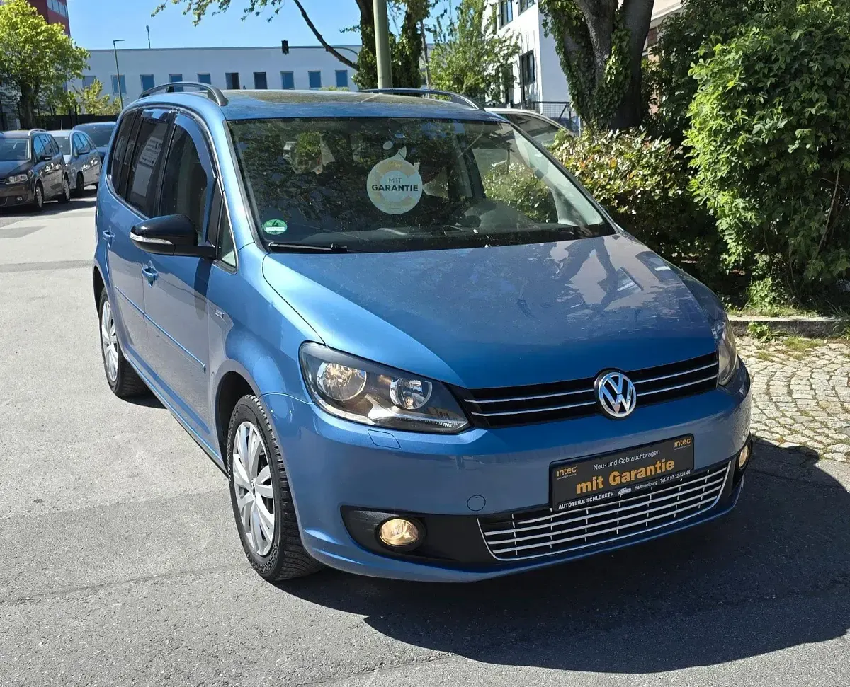 Gebraucht VW Touran Match 105 PS (77 kW) 2012 Acapulcoblau metallic Van / Kleinbus