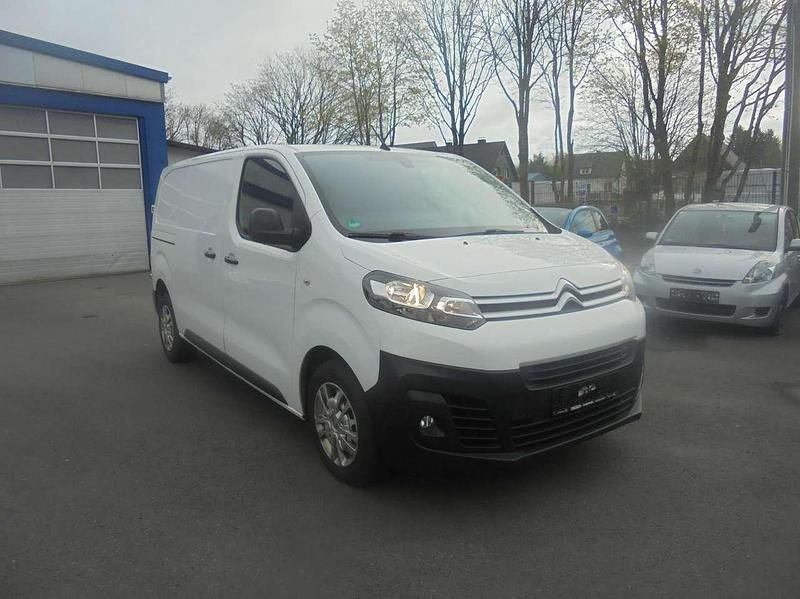 Second-hand Citroën Jumpy 144 CP (105 kW) 2022 Alb Monovolum