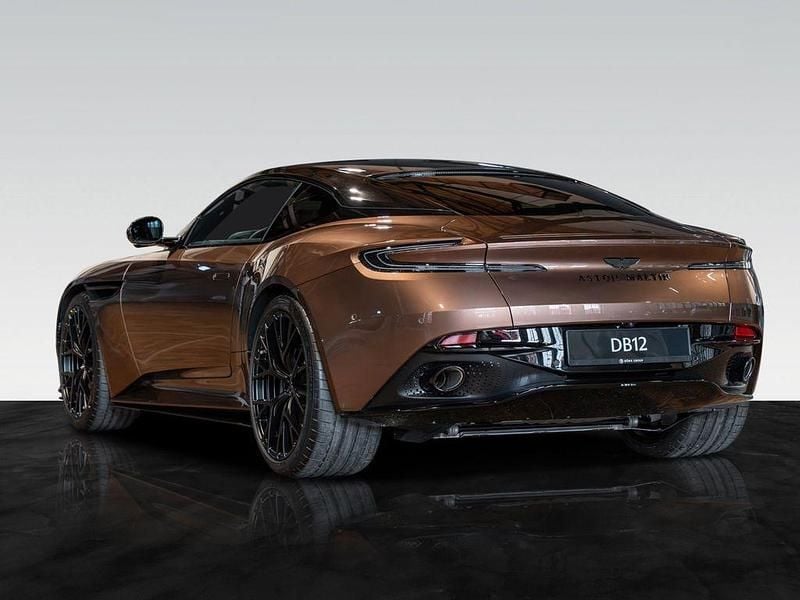 Gebraucht Aston Martin DB12 680 PS (500 kW) 2025 Braun Coupé