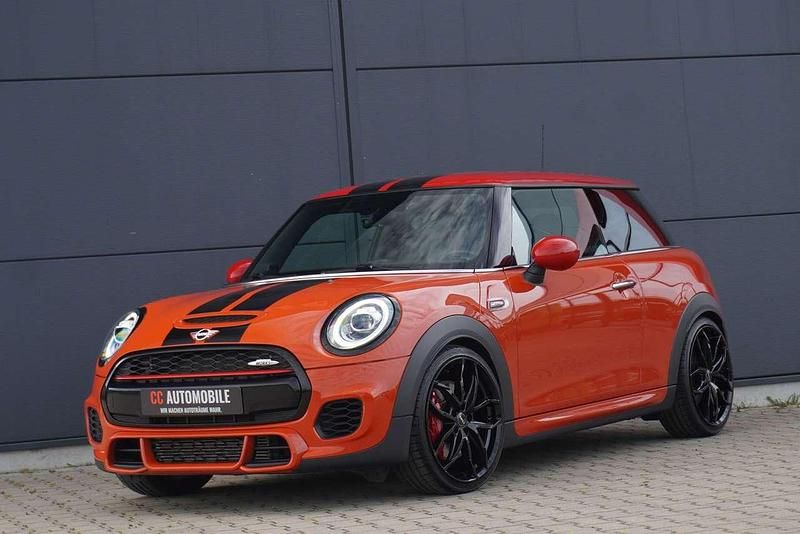 Gebraucht Mini John Cooper Works 231 PS (169 kW) 2020 Orange Kleinwagen