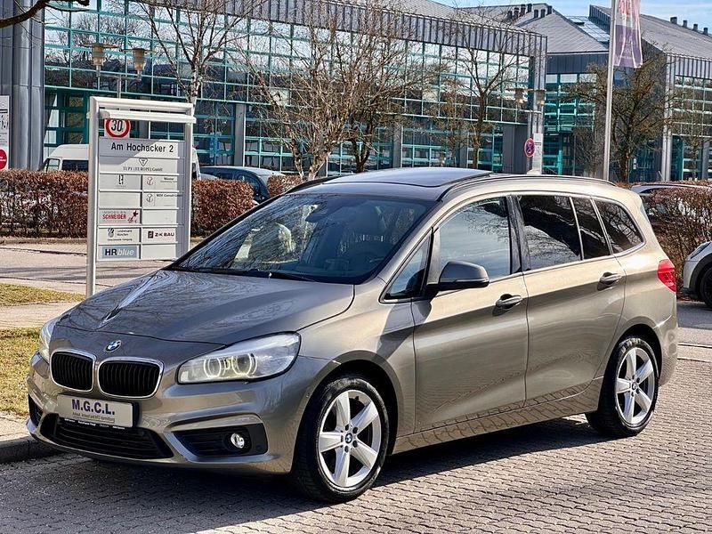 Gebraucht BMW 220 Gran Tourer 190 PS (139 kW) 2015 Silber Van / Kleinbus