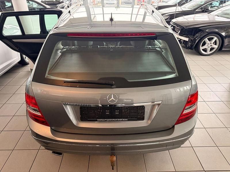 Gebraucht Mercedes C220 170 PS (125 kW) 2013 Silber Kombi