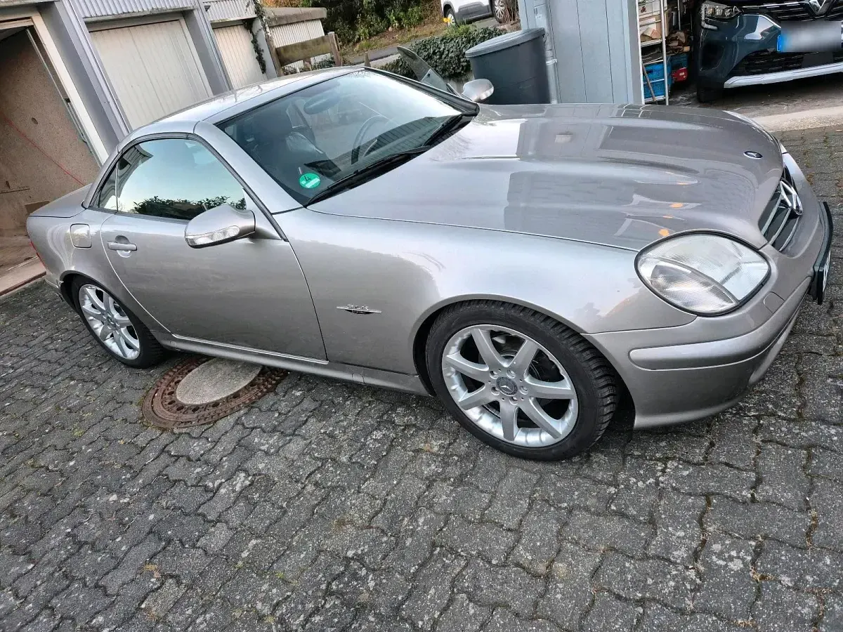Gebraucht Mercedes SLK200 163 PS (119 kW) 2002 Andere farben Cabrio
