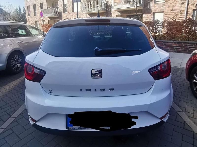 Gebraucht Seat Ibiza 90 PS (66 kW) 2015 Weiß Limousine