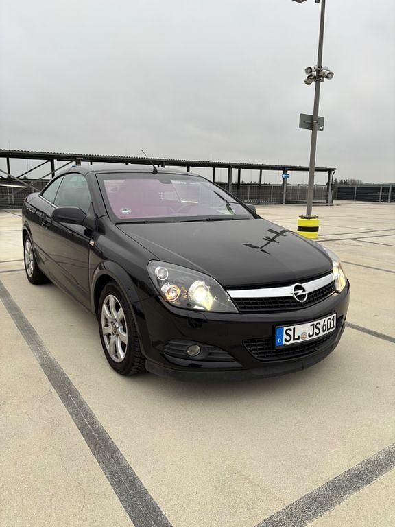 Schwarz Gebraucht 2008 Opel Astra Cabriolet Edition Cabrio | 7.430 € (Teuer) - Bild 1/4